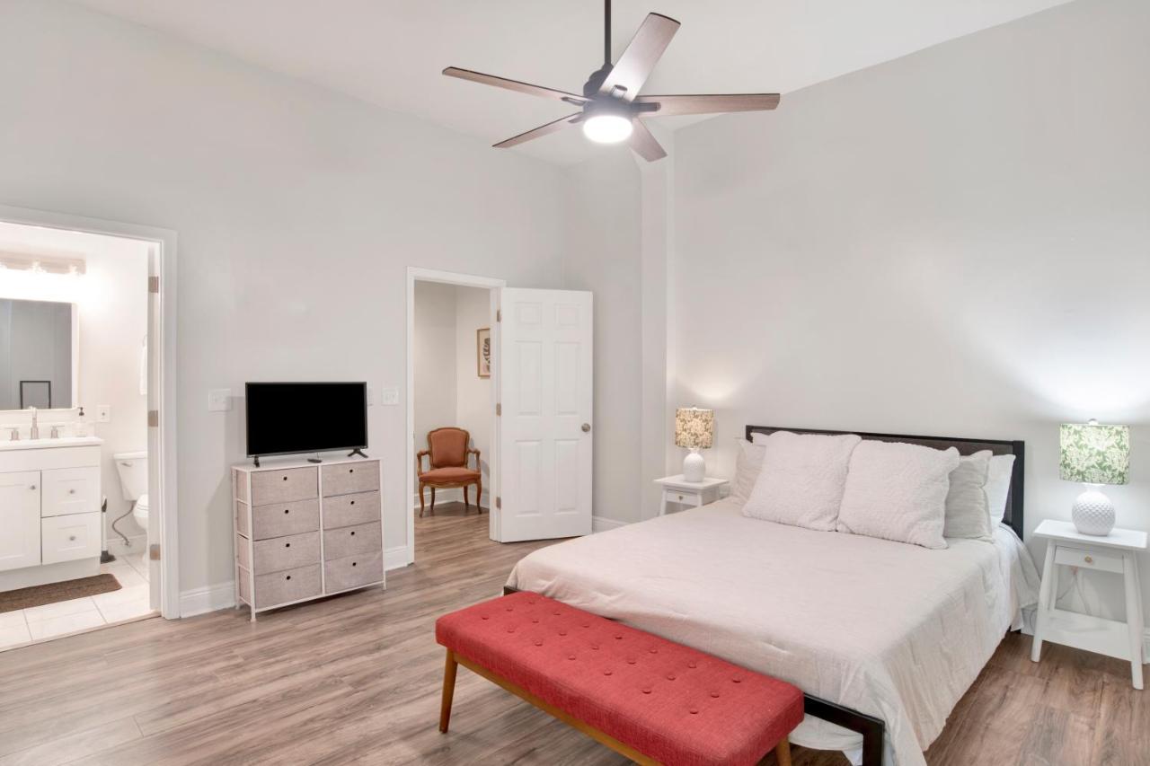 Stars On State In The Heart Of Downtown Historic District Apartman Mobile Kültér fotó
